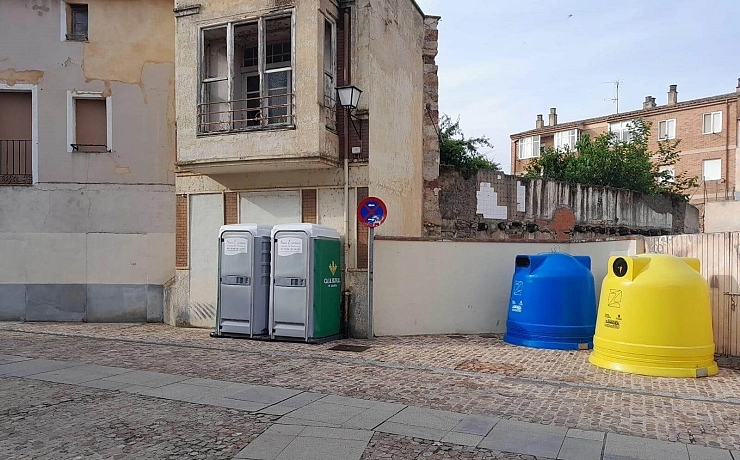 Baños portátiles en una obra